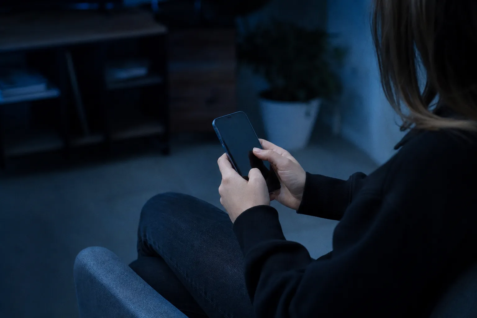 Кибермошенники атакуют владельцев Apple через поддельные магазины приложений